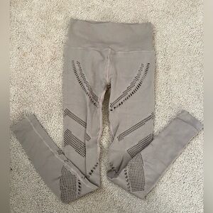 ALO Yoga Laser Cut Leggings